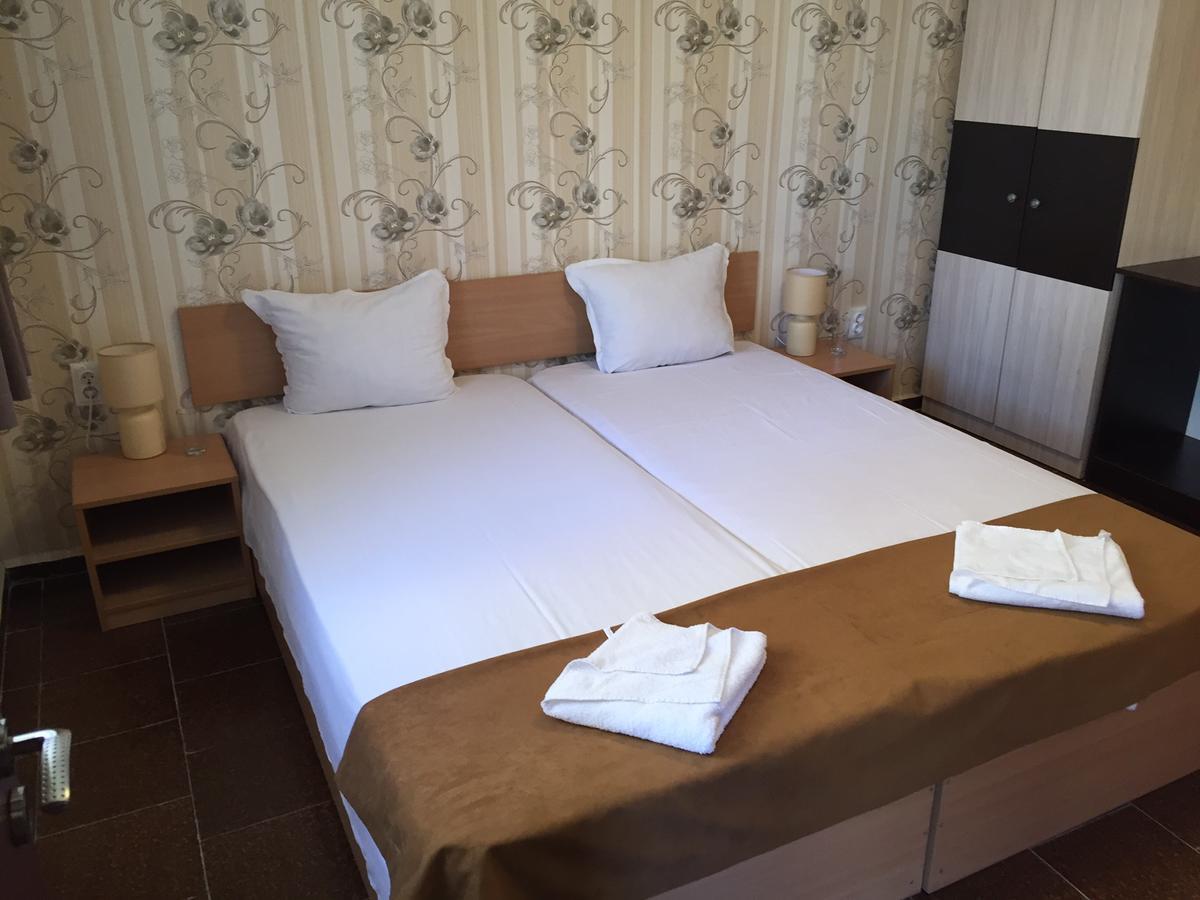 Guest House Afrodita Черноморець Екстер'єр фото