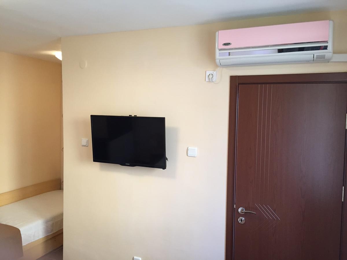 Guest House Afrodita Черноморець Екстер'єр фото